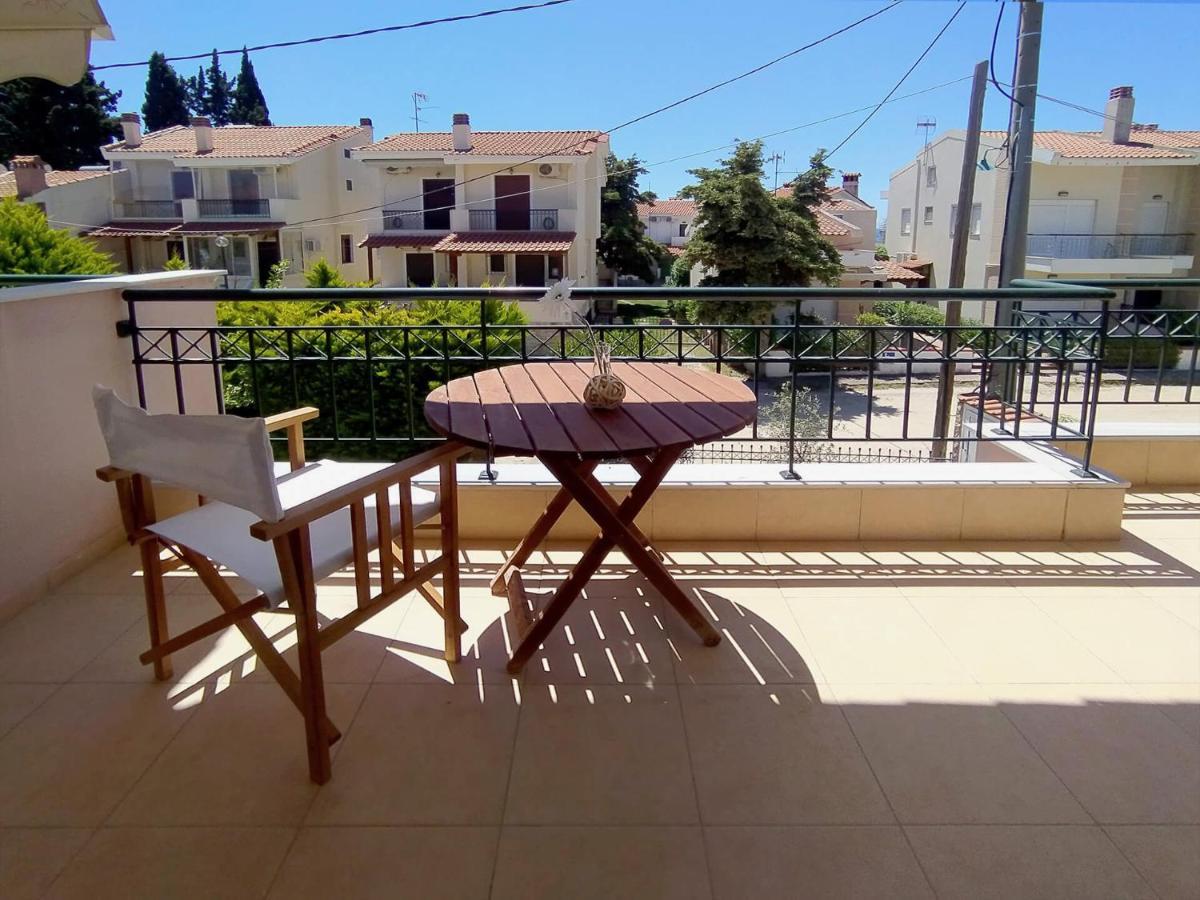 Seaside Villa Clio นิกิติ ภายนอก รูปภาพ