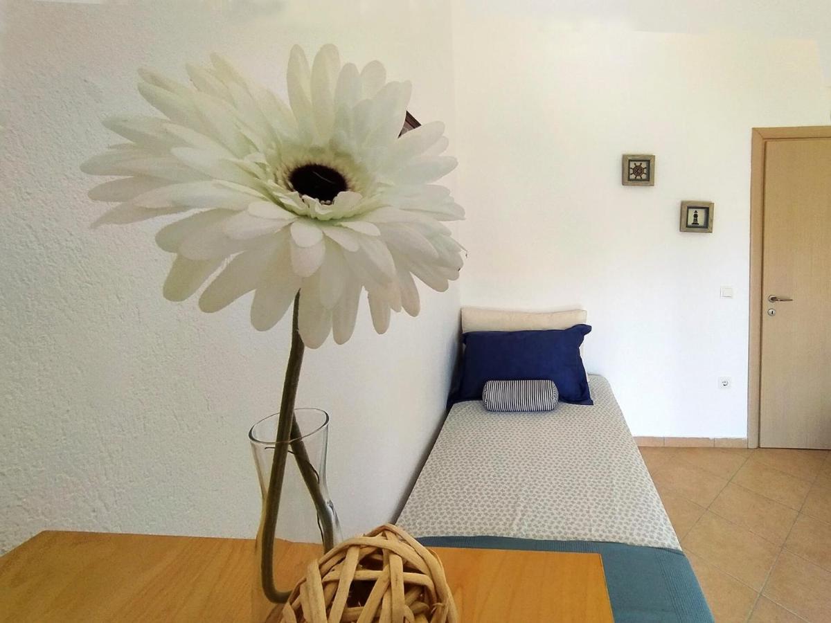 Seaside Villa Clio นิกิติ ภายนอก รูปภาพ